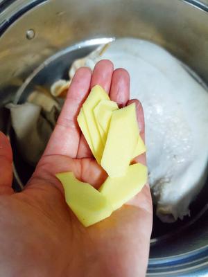超香猪肚鸡可配火锅(附带酱油辣椒圈蘸水做法)的做法 步骤10