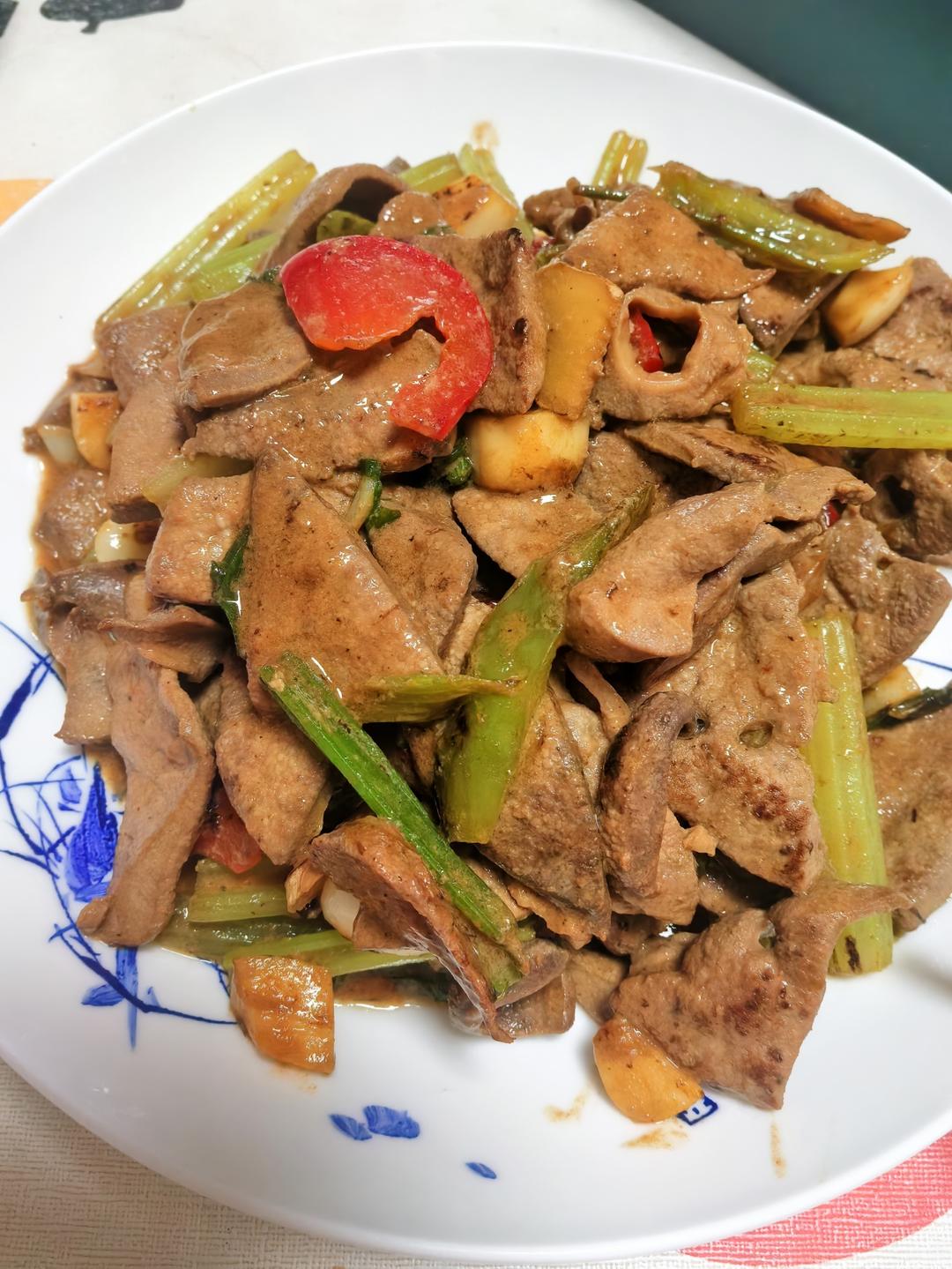 猪肝炒芹菜--孕妇餐