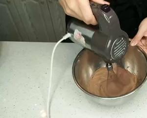 稳定巧克力淡奶油的做法 步骤9