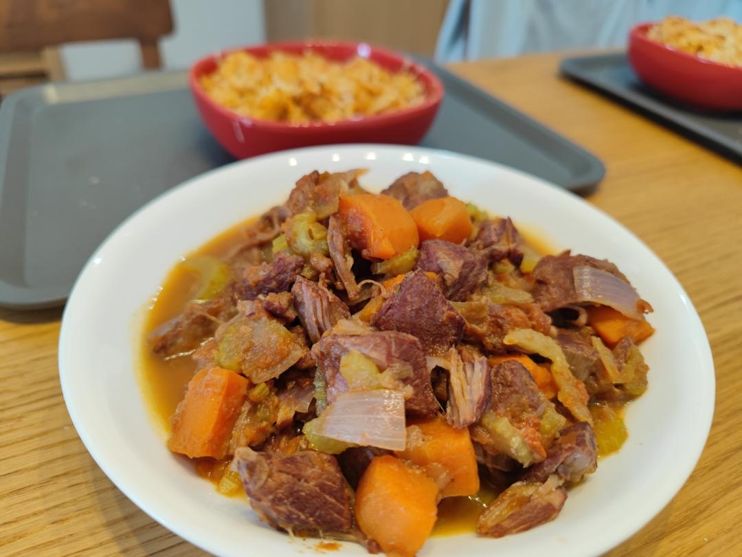 番茄红酒炖牛肉