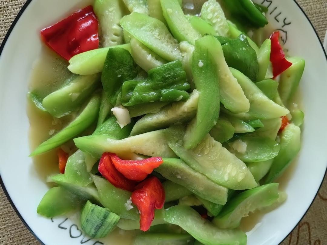 《清炒丝瓜》解腻又减脂