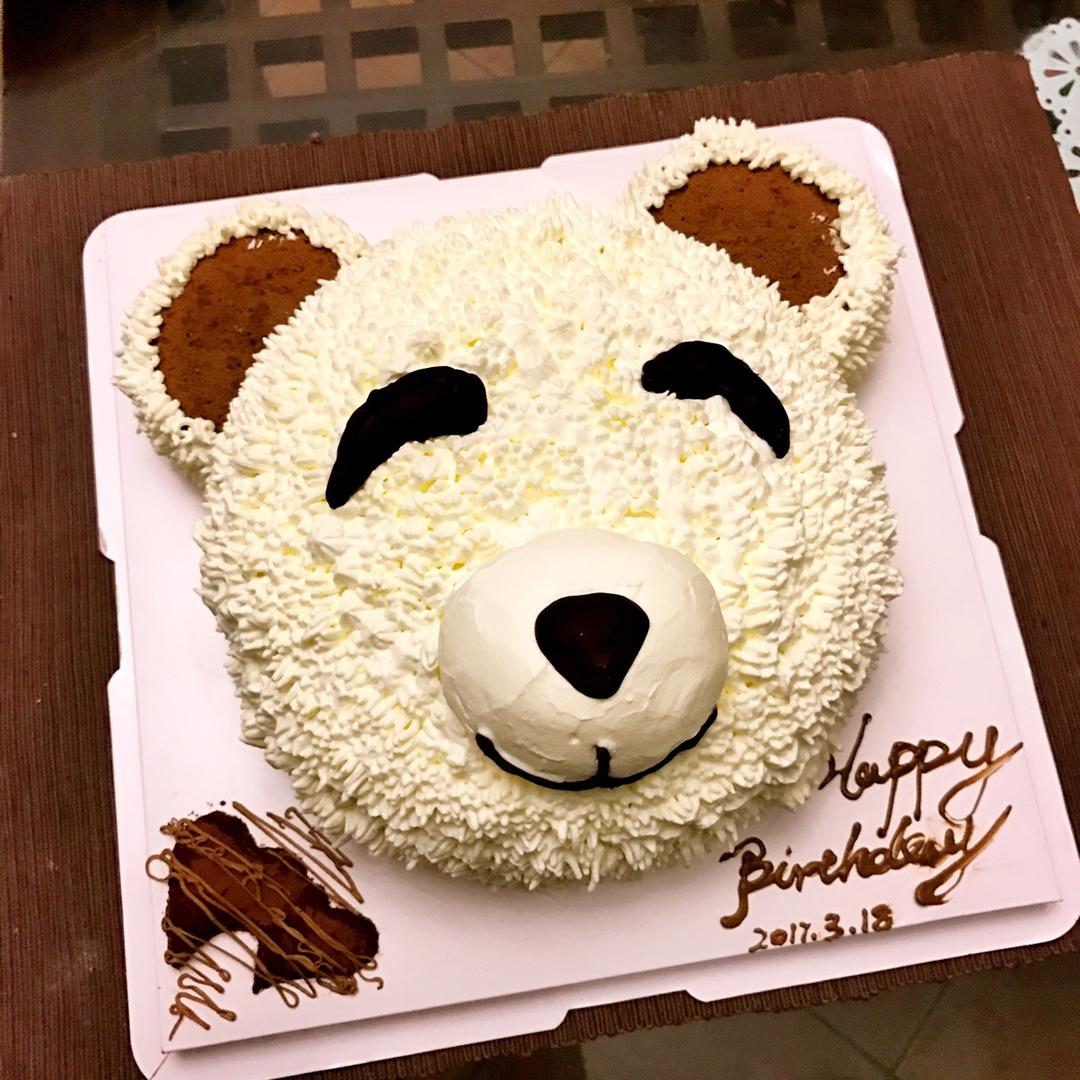 笨鱼-3做的萌萌熊蛋糕