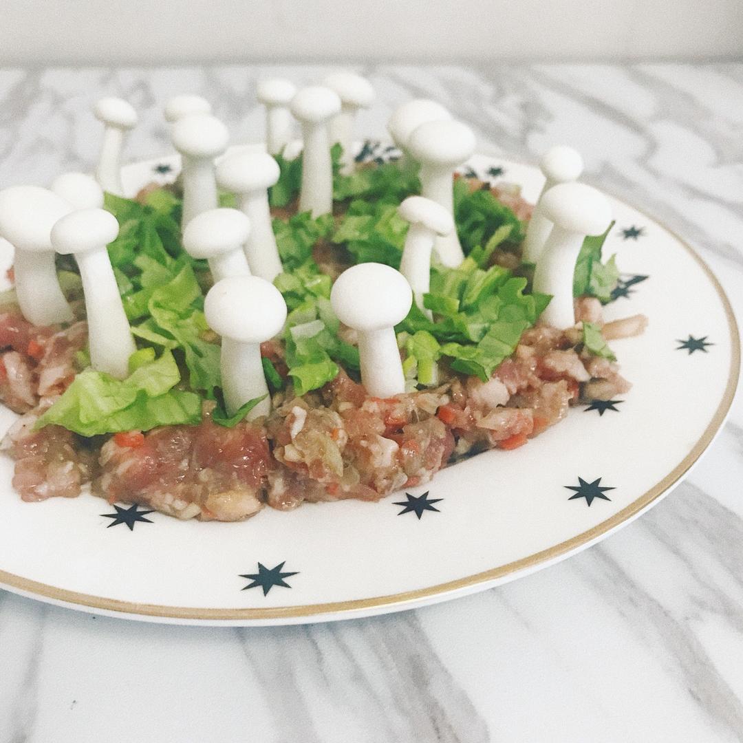 白玉菇肉饼（春回大地）