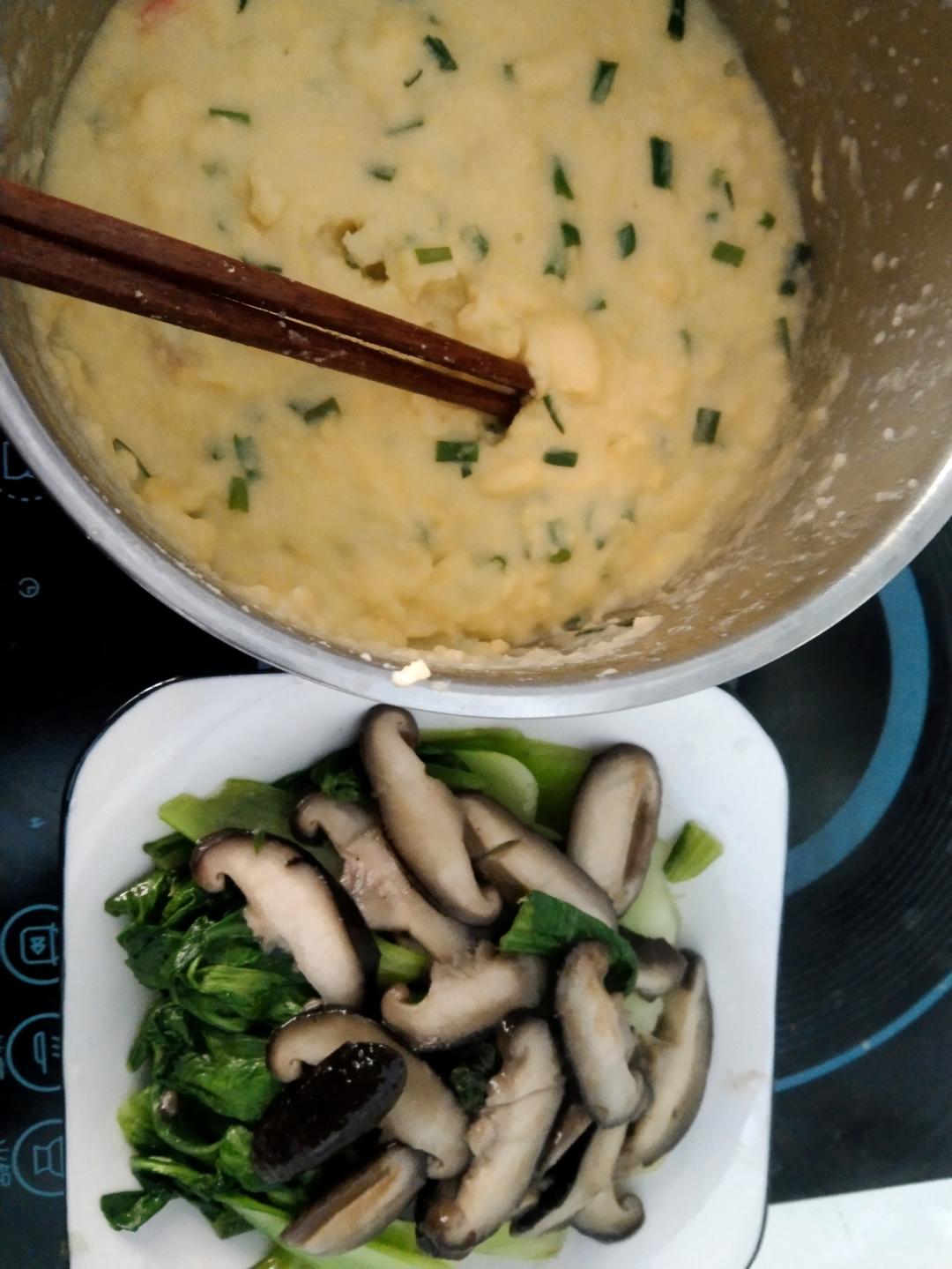 葱花鸡蛋饼+香菇炒油菜