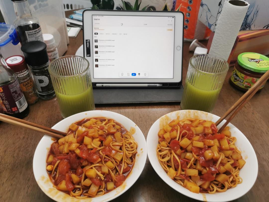 番茄土豆焖面 这个巨巨巨好吃！！