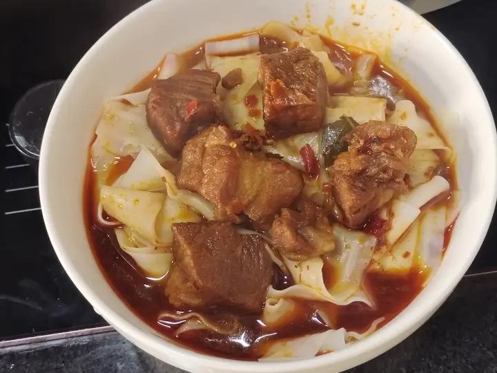 红烧牛肉面