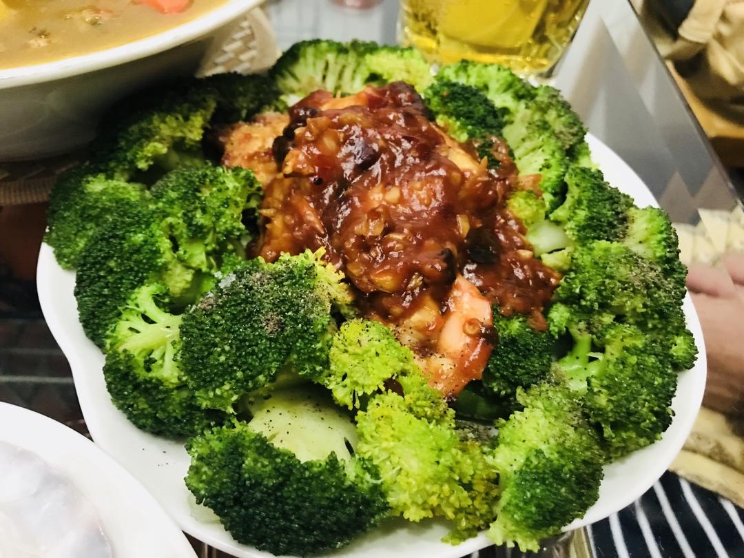 锦绣茄汁虾球