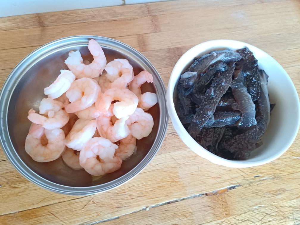 家庭版葱烧海参的做法 步骤3