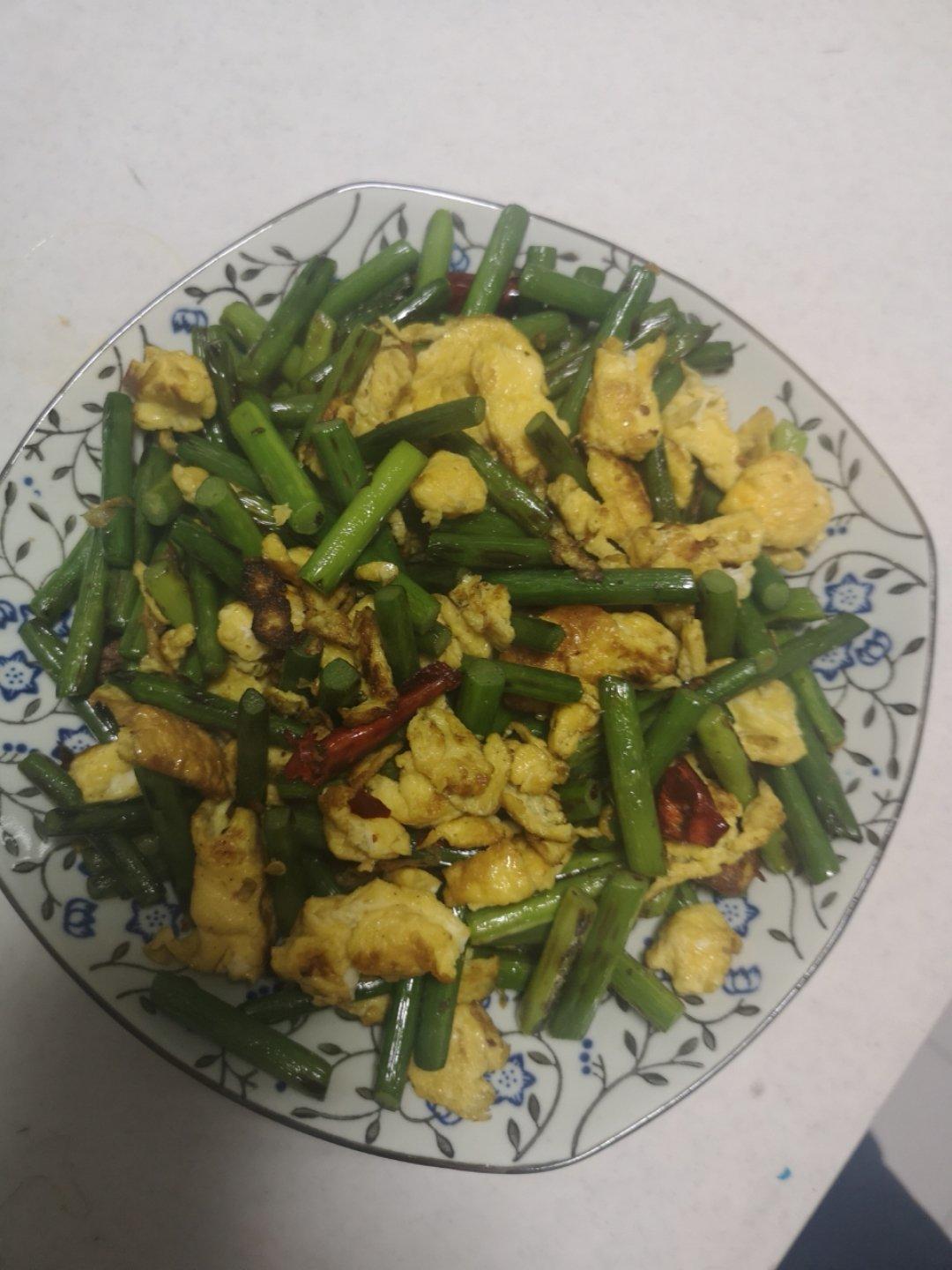 蒜薹炒鸡蛋