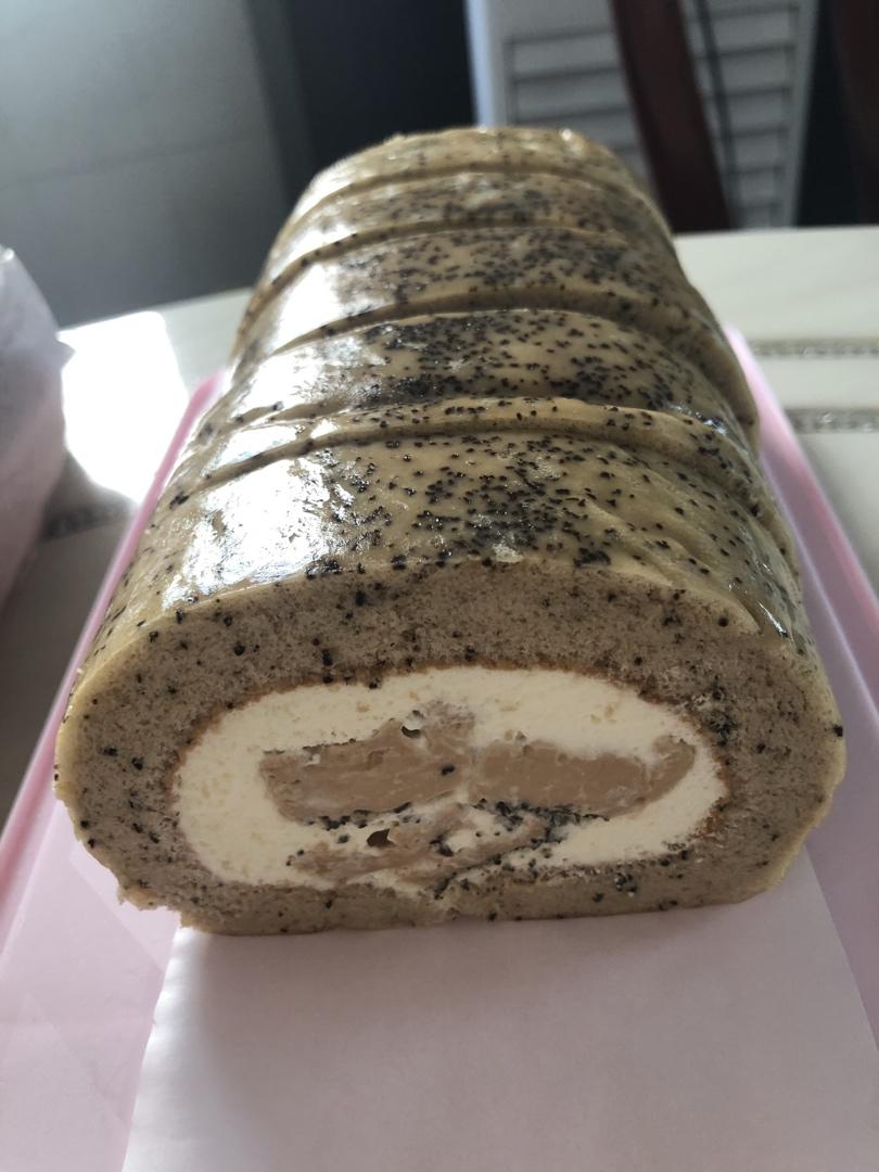 伯爵红茶奶冻卷                          柑橘红茶香气与香浓奶味的英式碰撞