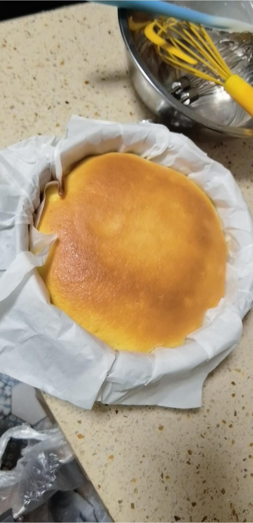 不用奶油奶酪也能做的“轻乳酪蛋糕”🍰