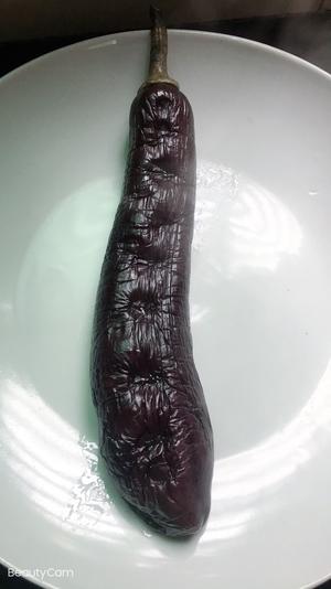 蒜蓉蒸茄子🍆的做法 步骤1