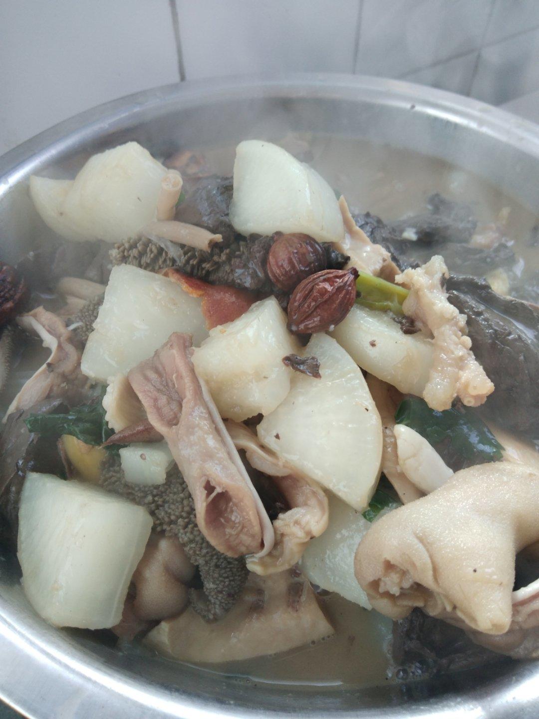羊肉炖白萝卜
