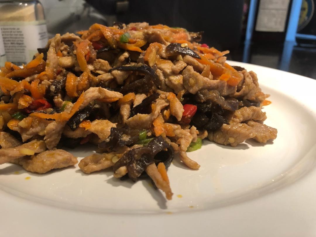 厨师长教你：“鱼香肉丝”的老式做法，味道很赞先收藏了