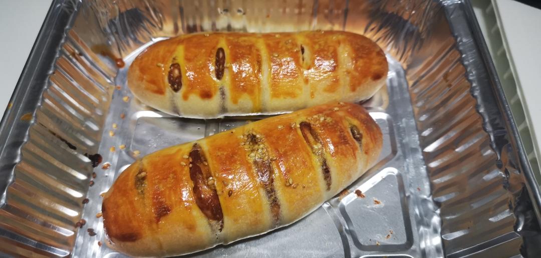 豆沙毛毛虫面包