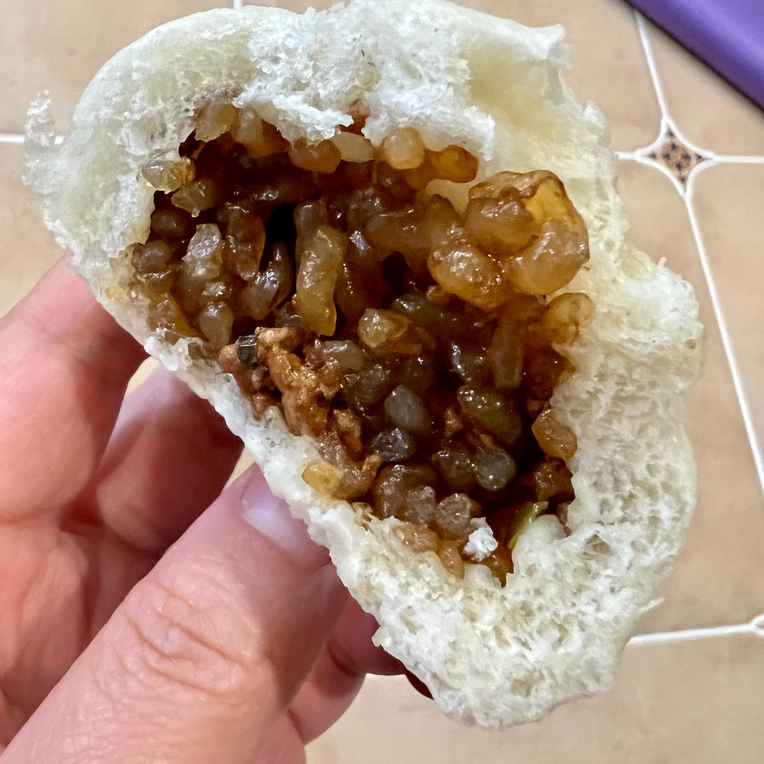 肉末粉丝包