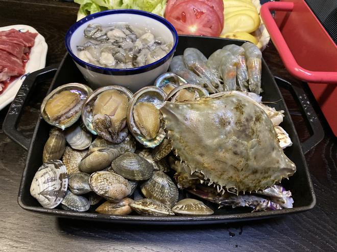 毋米粥海鲜火锅+海鲜粥冬季豪华大餐的做法