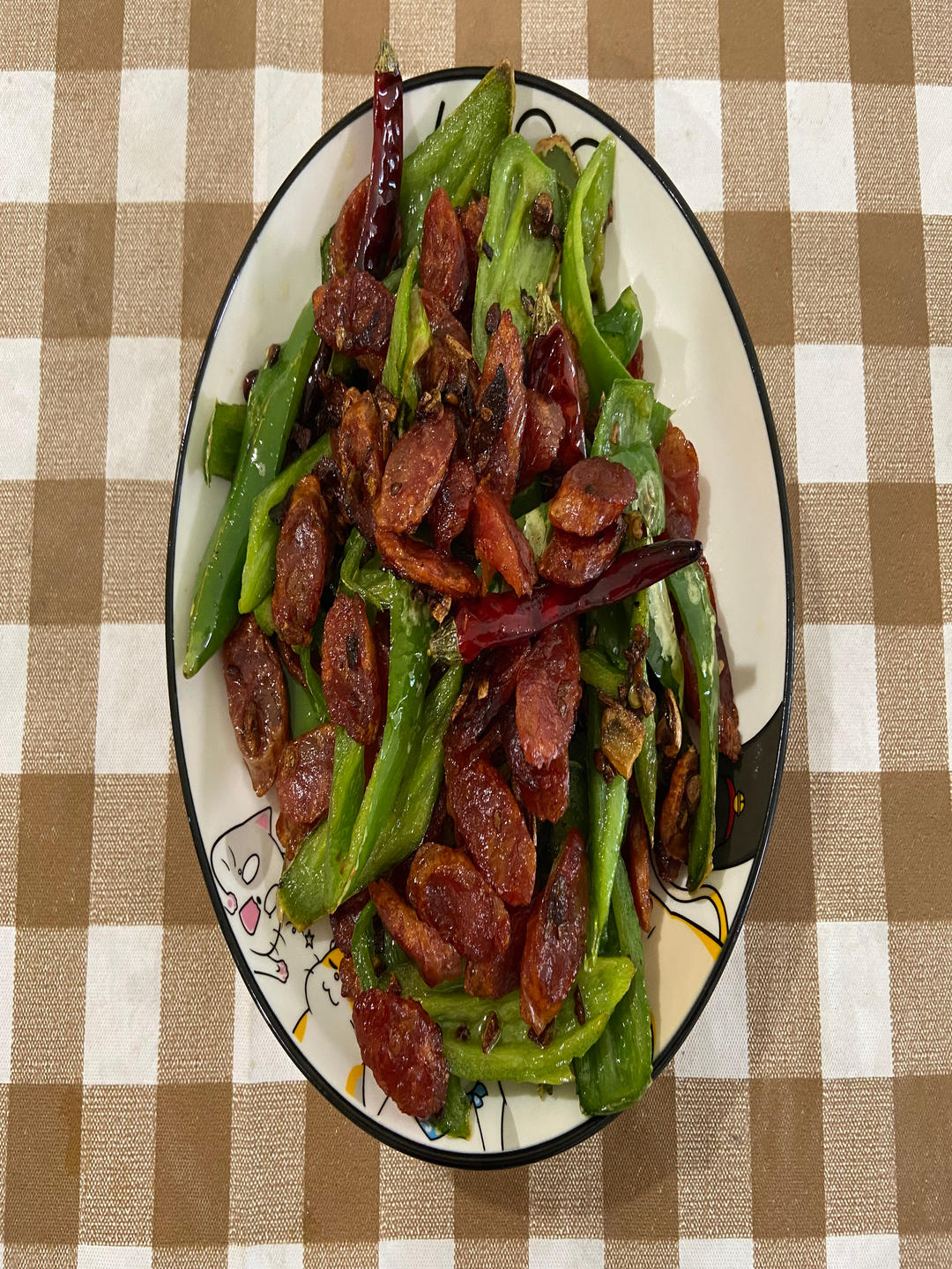 腊肠炒青椒