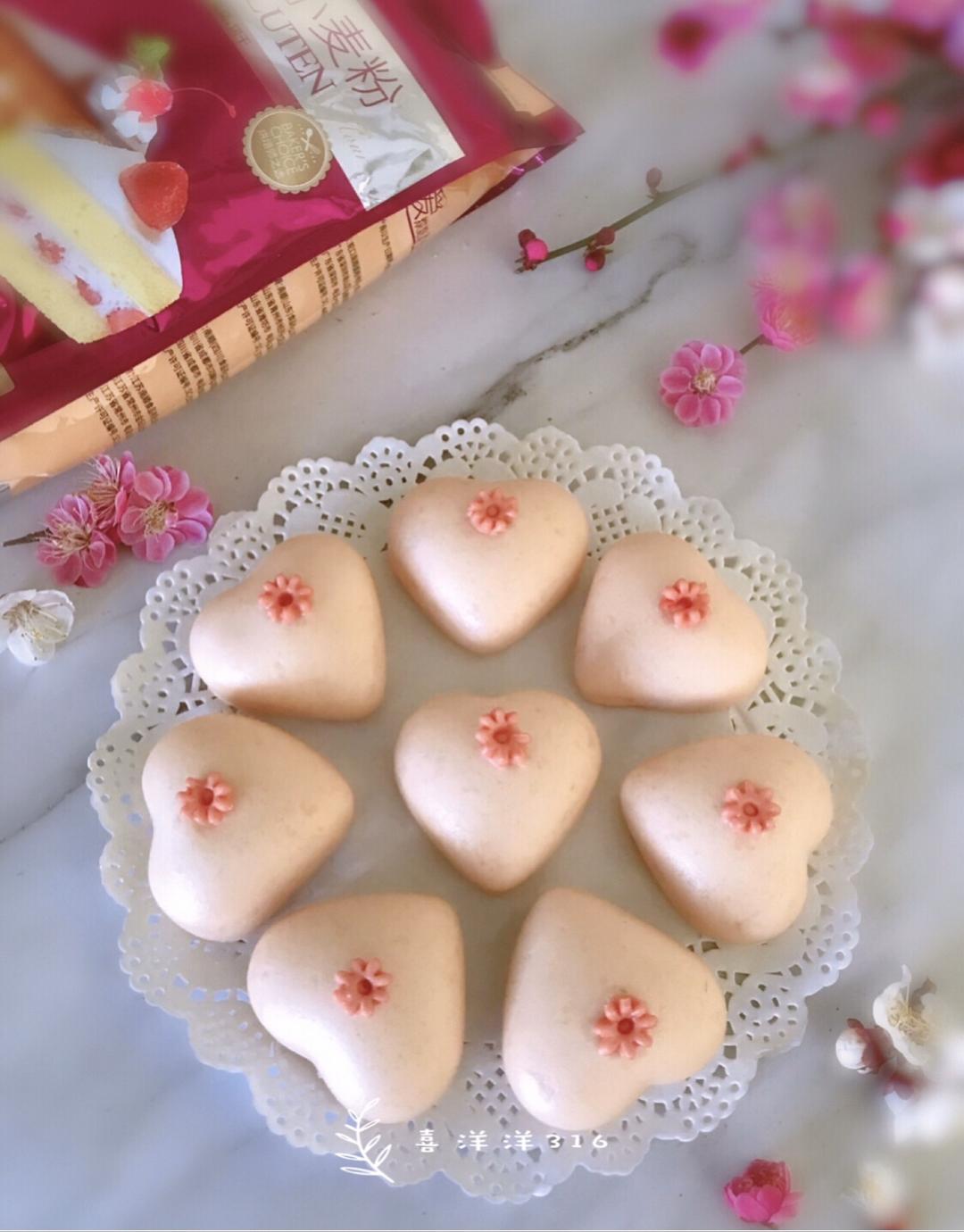 超柔软粉嫩一心形奶香小馒头