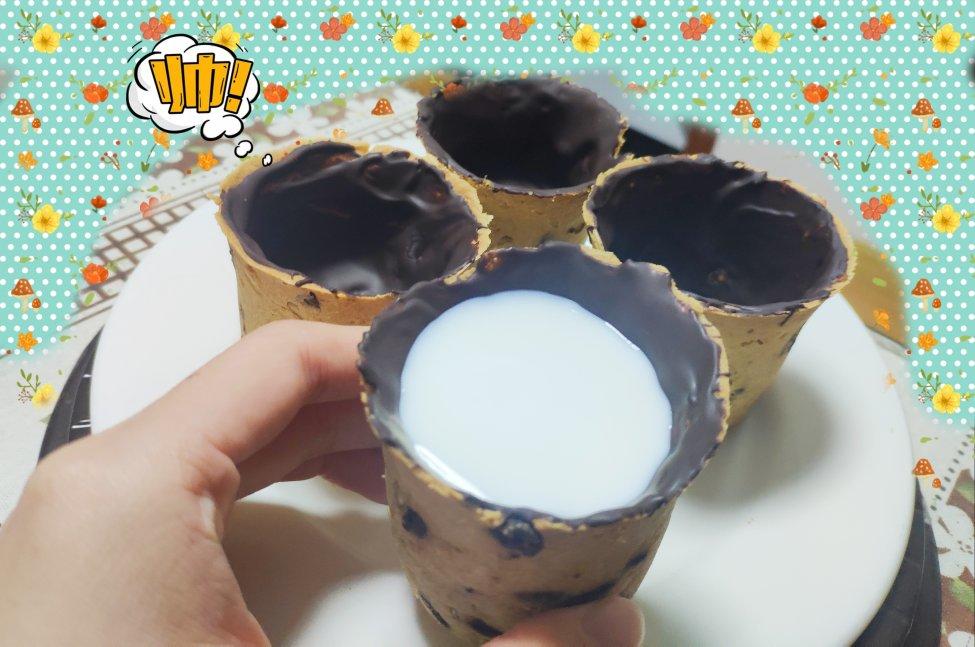 【视频食谱】巧克力燕麦曲奇杯