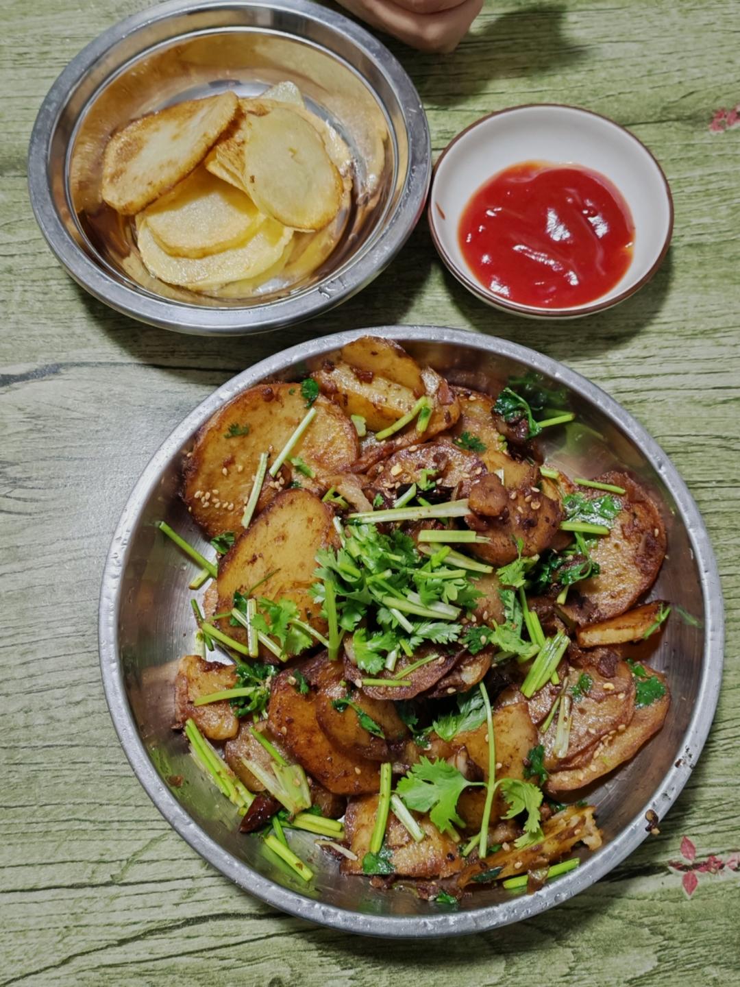 干锅土豆片