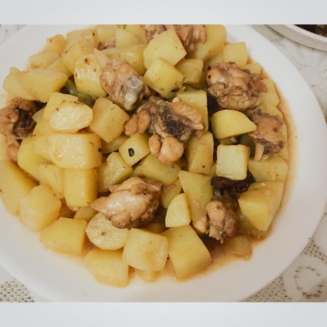 土豆炖鸡翅（快手零失败）