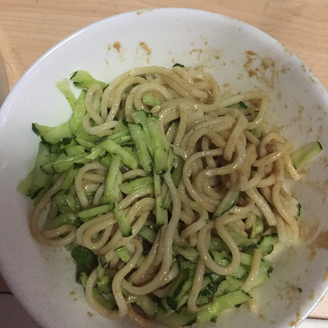 夏日快手凉拌面