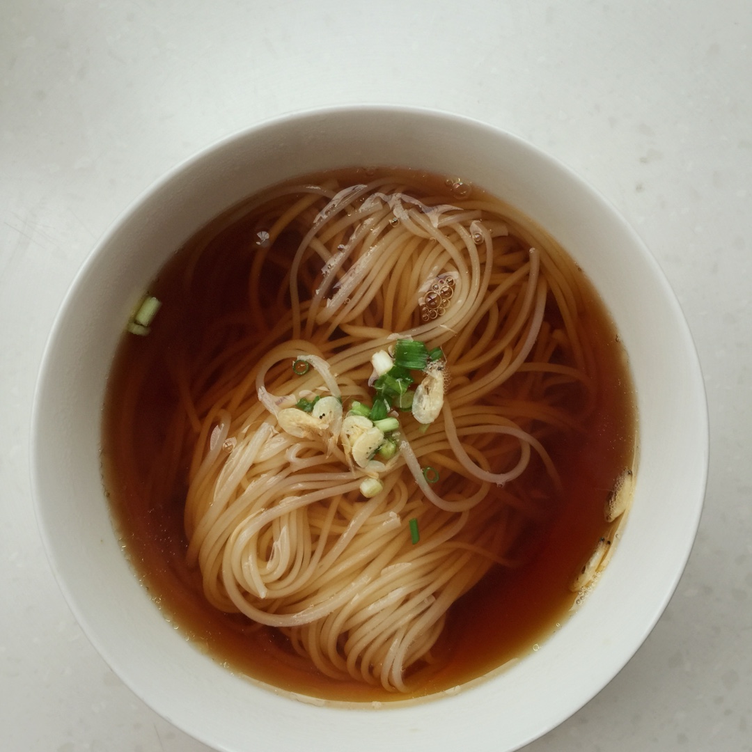 小葱麻油酱油面