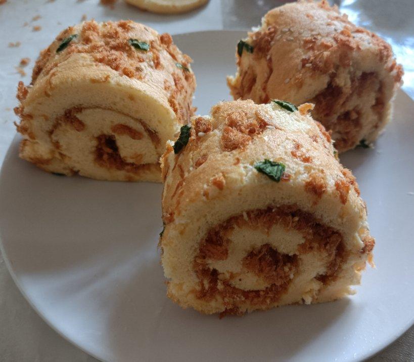 美味肉松卷-简单不开裂，零失误的蛋糕卷