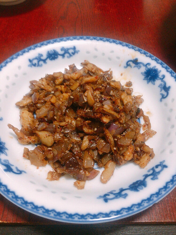 爆炒鱿鱼须，加上这一步，可以与铁板鱿鱼媲美