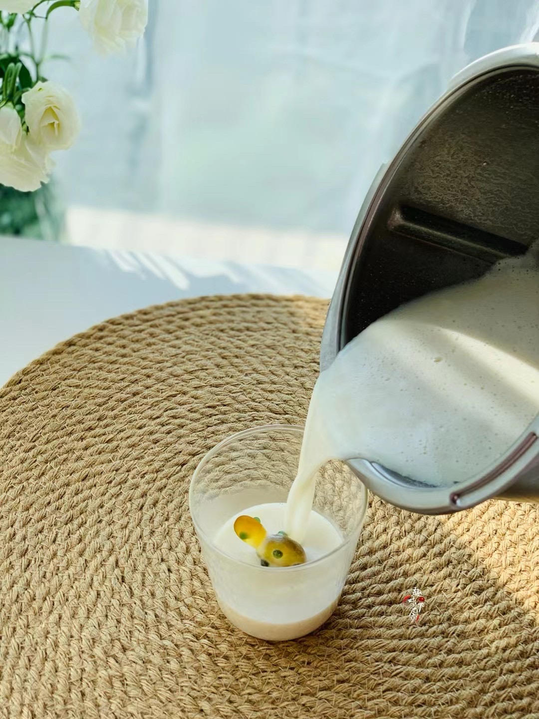 茯苓莲子美白羮的做法