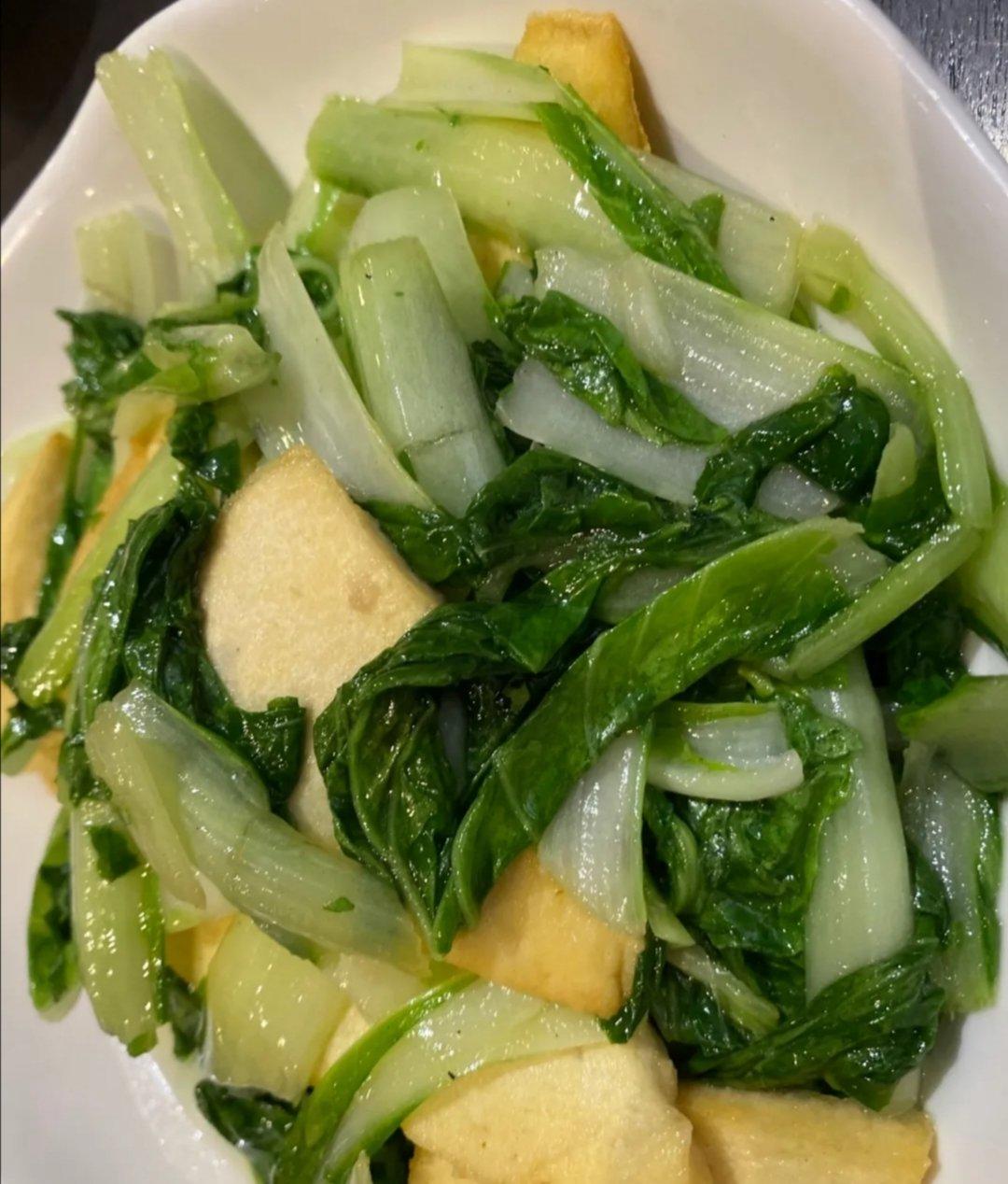 油豆腐炒小白菜