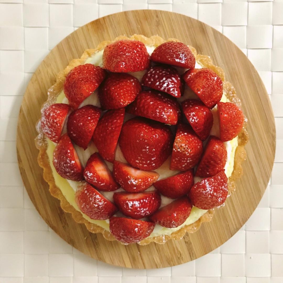 满满少女心的草莓乳酪塔