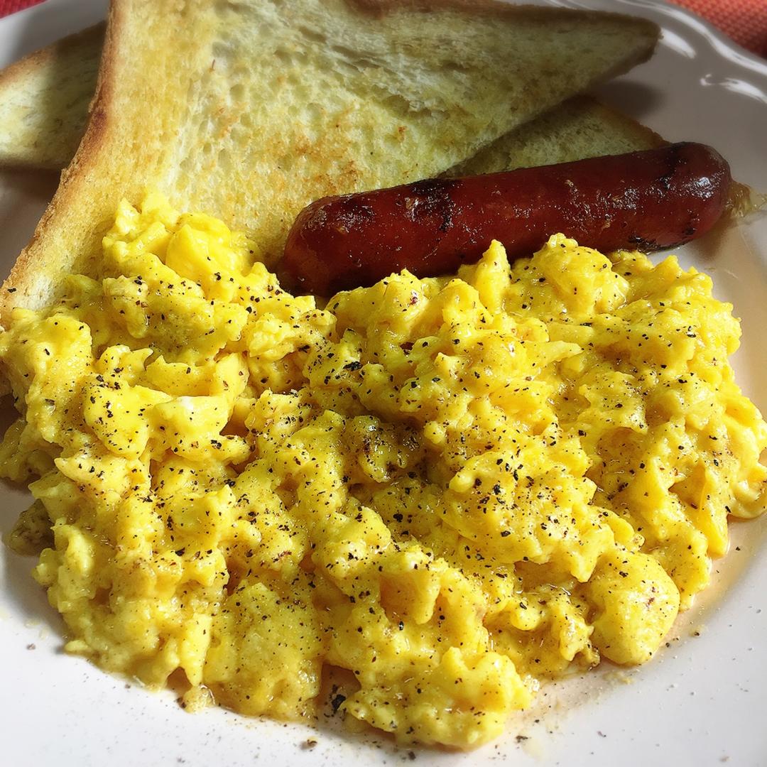 美式炒蛋 scrambled eggs