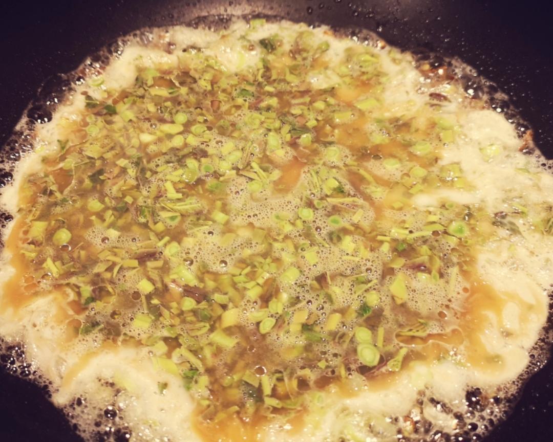 香椿鸡蛋 摊饼比炒着香