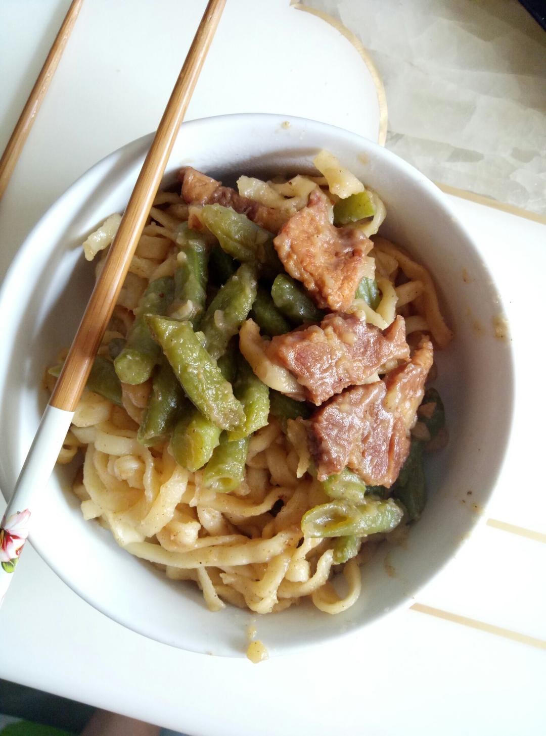 猪肉豆角焖面（含手擀面做法）