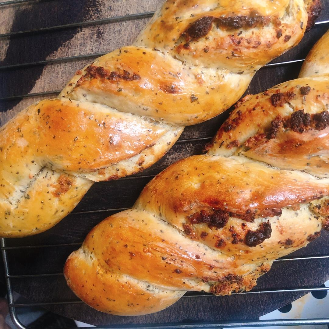 红茶香橙奶酥面包