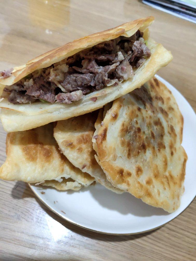香酥夹肉火烧（河间驴肉火烧）