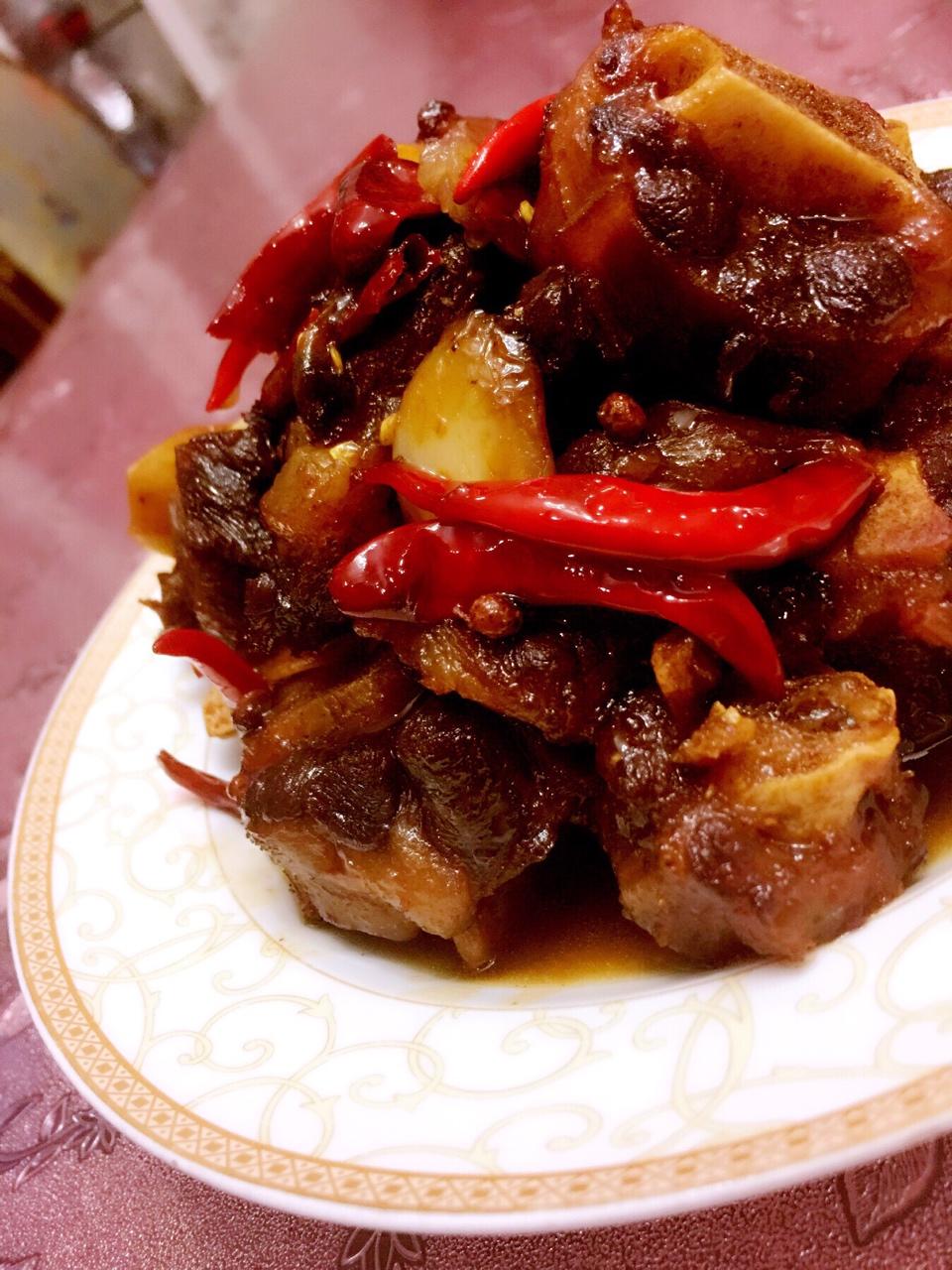 cassie_做的红烧牛尾