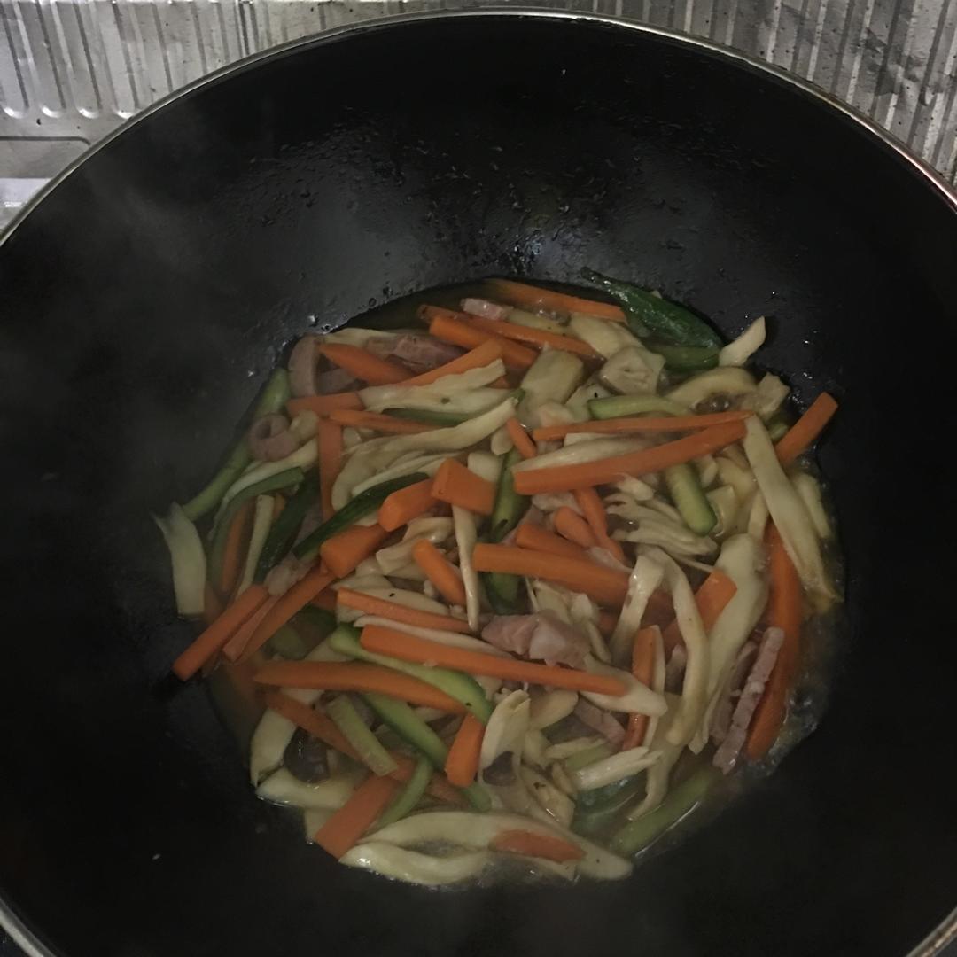 爆炒杏鲍菇