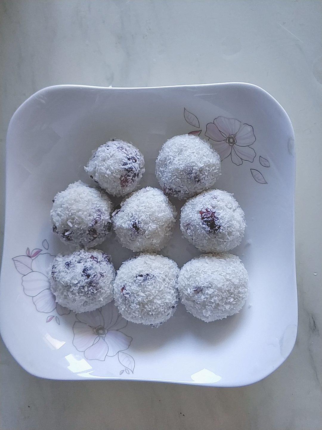 零失败的蔓越莓山药椰蓉球