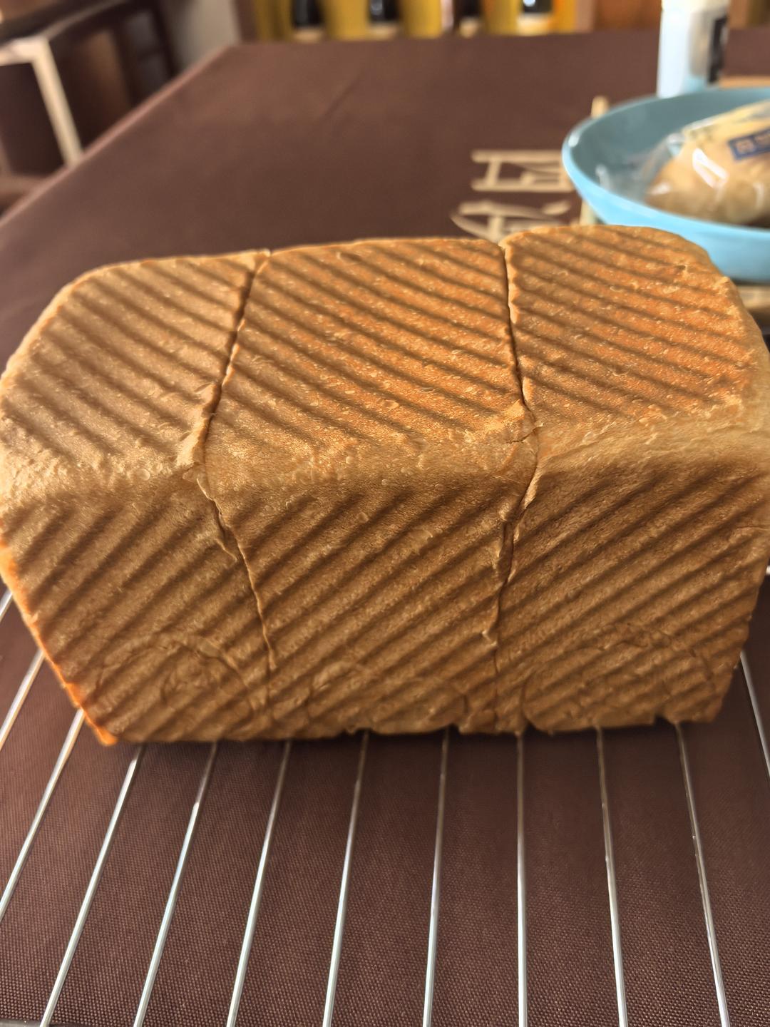 吐司，奶香手撕面包，超级香浓