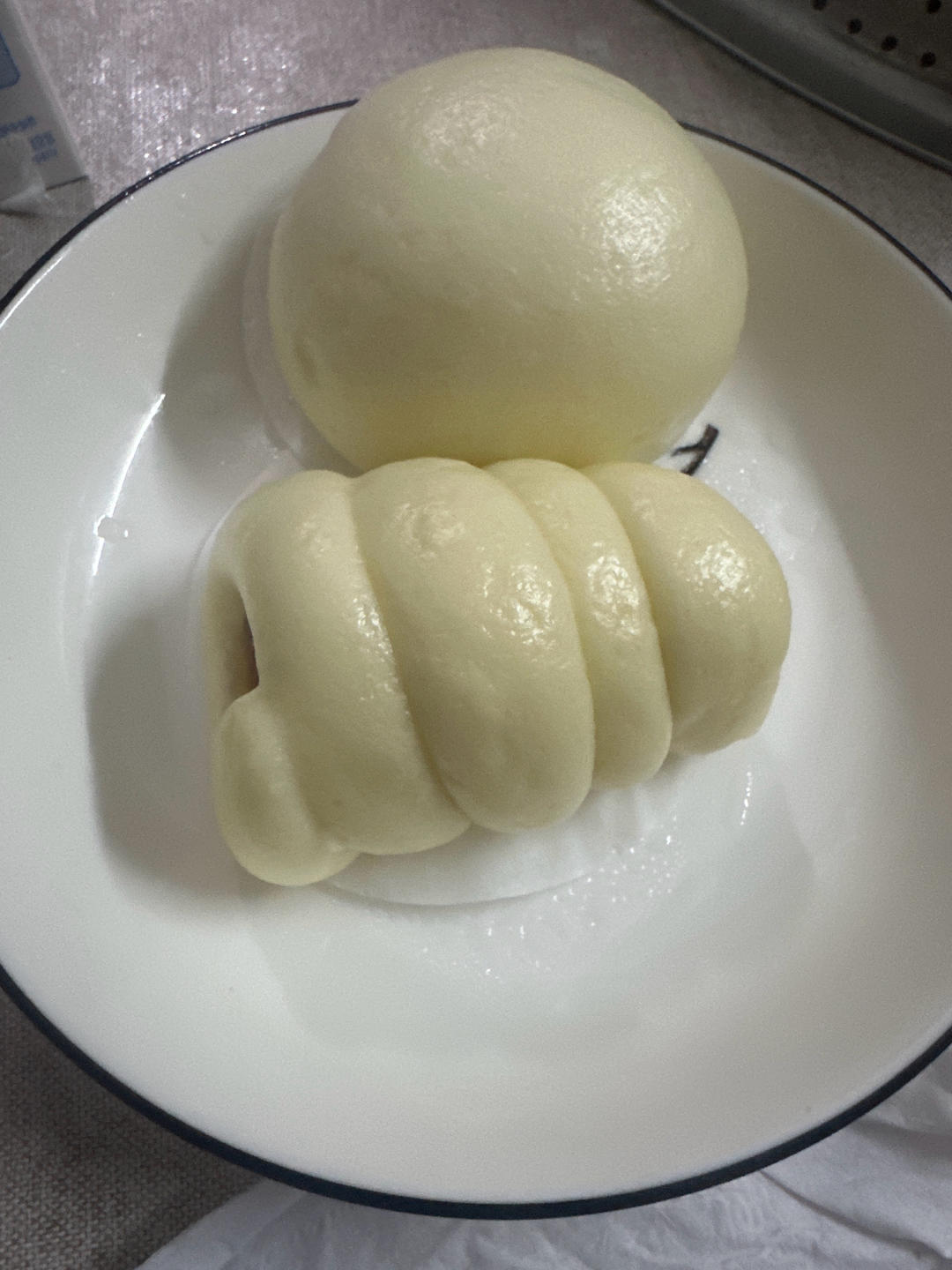 广式腊肠包