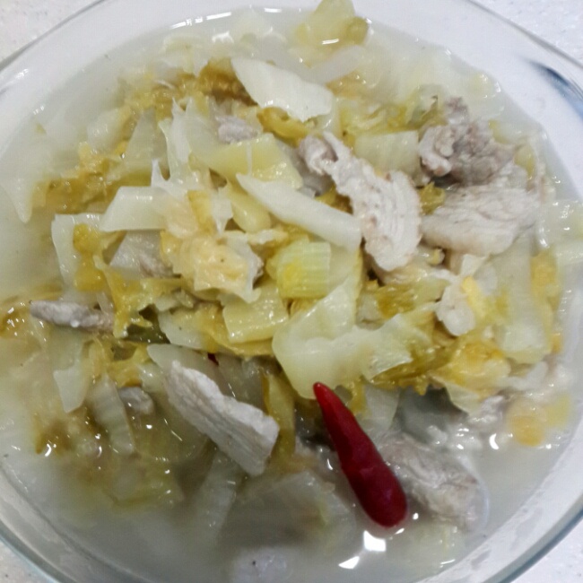 五花肉炖酸菜【最爱妈妈菜】