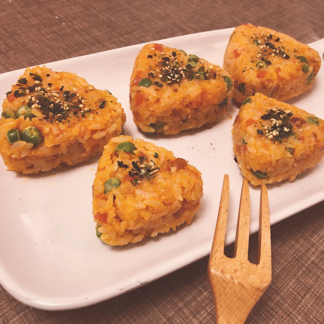 就酱吃饭团--韩式包饭酱饭团