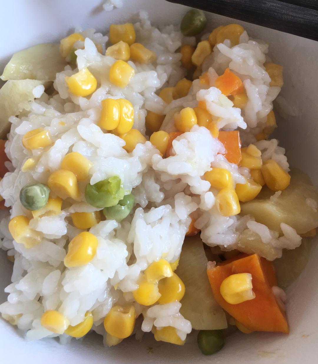 不用就菜就能吃几碗的什锦蒸米饭——软糯香甜