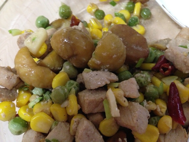 青豌豆炒肉丁