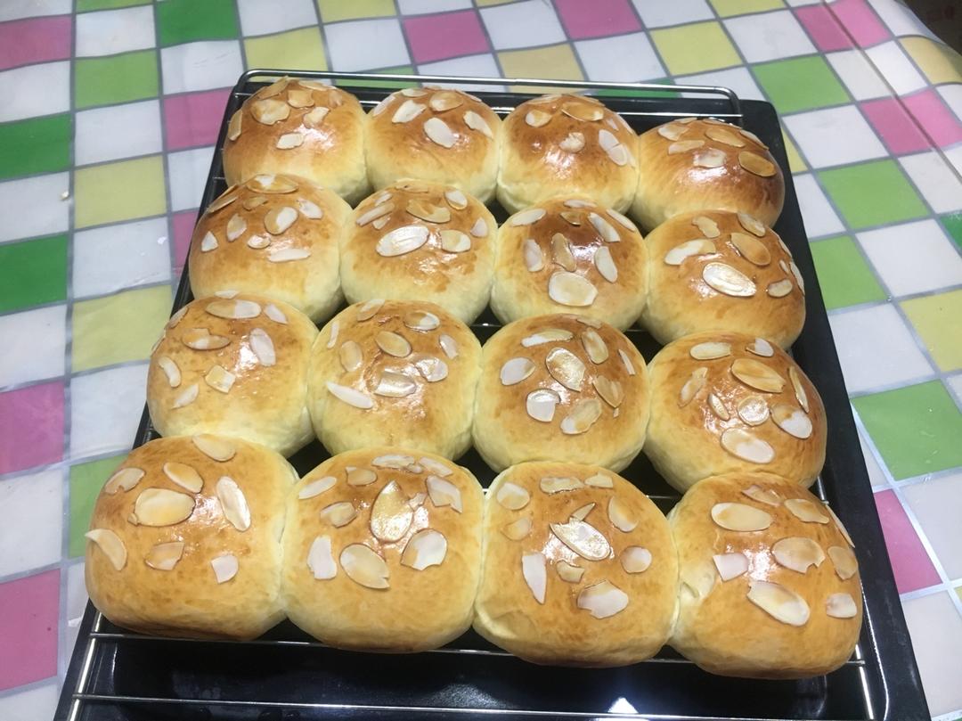 淡奶油软面包