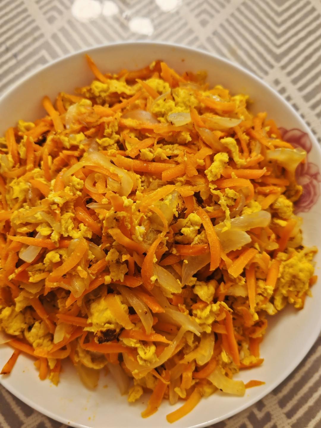 胡萝卜洋葱炒鸡蛋