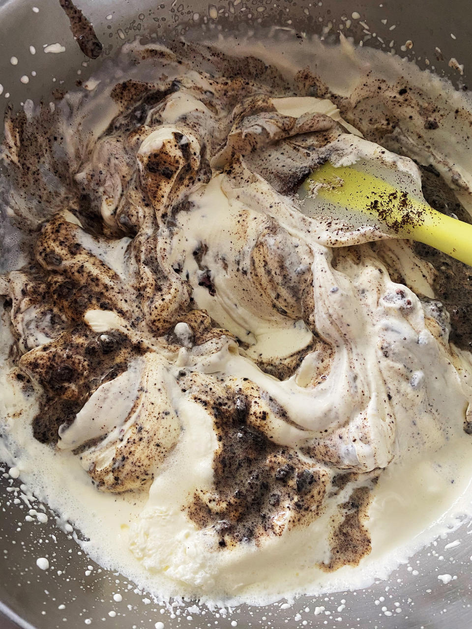 自制冰淇淋（懒人版无需搅拌的冰淇淋）